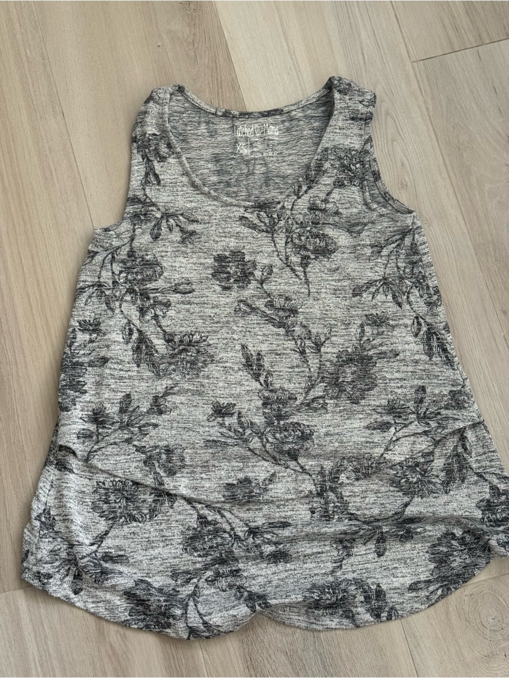 Latched Mama Grey Floral Scoop Neck Nursing Tank, XS, GUC